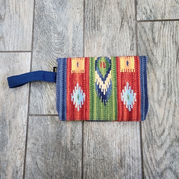 Coastal Cowgirl Cluch - Picture 3 of 9